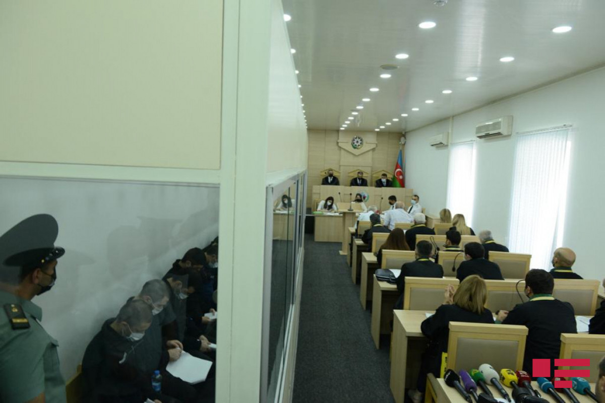 Bir qrup erməni əsirə hökm oxundu