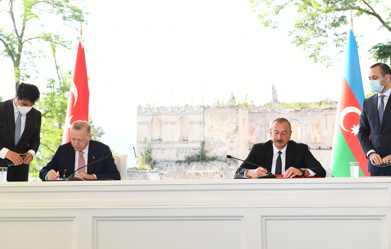 "Qafqazın inkişafını təmin edən əməkdaşlıq"