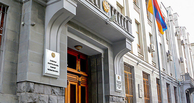 Ermənistanda daha bir qalmaqal: Hərbi müstəntiqlər kütləvi istefaya gedirlər