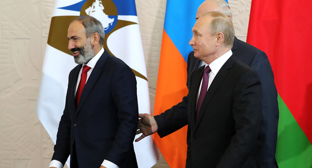 Paşinyanın Moskva səfəri – Putinlə görüşdə nələr müzakirə olunacaq?