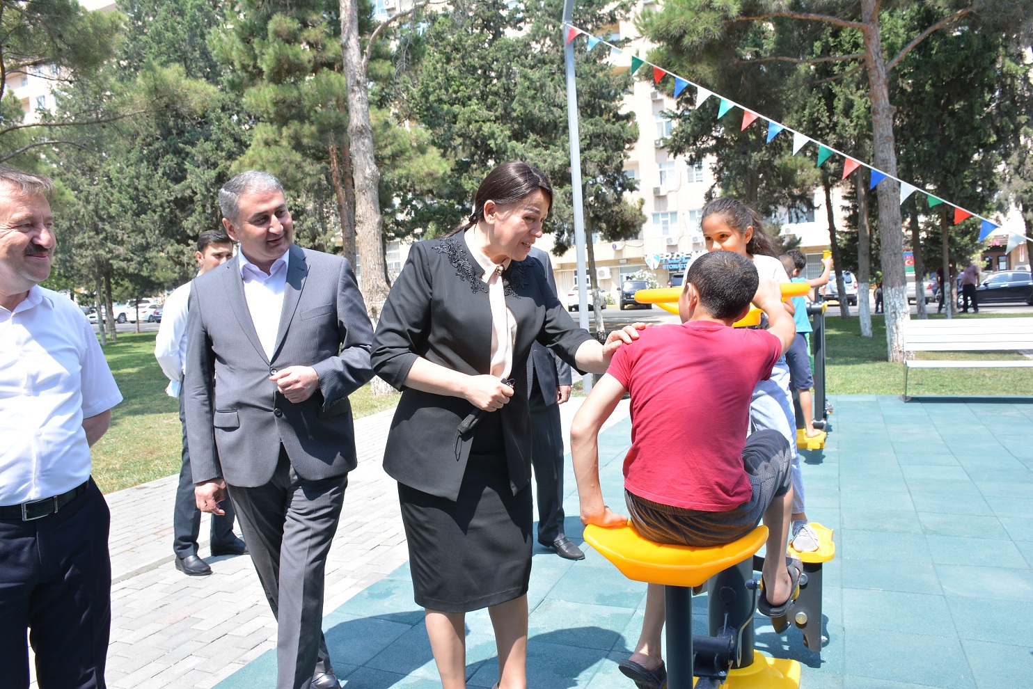 Xırdalanda açıq havada idman meydançası yaradıldı – İradə Gülməmmədova əraziyə gəldi
