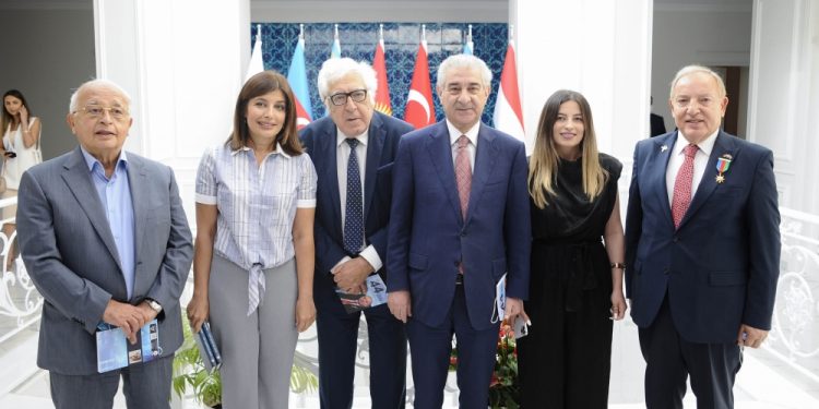 "44 gün Vətən müharibəsi, Hulusi Kılıç informasiya cəbhəsində” kitabının təqdimatı olub