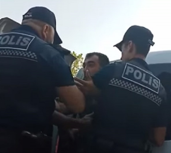 Polis qazi olduğu deyilən şəxsi döyüb? - RƏSMİ CAVAB