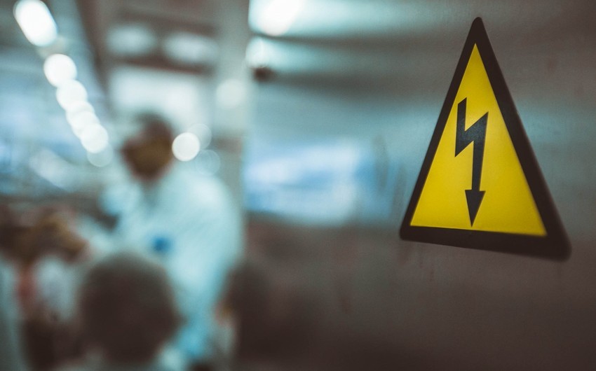 Salyanda 15 yaşlı qızı elektrik cərəyənı vuraraq öldürdü