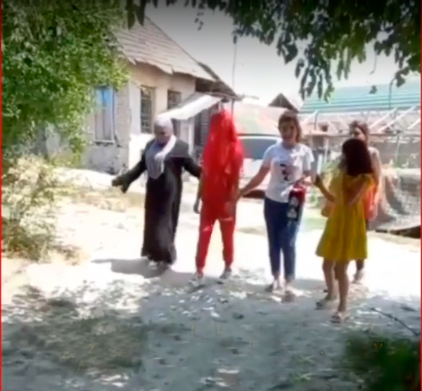 16 yaşında ərə verilən qızdan açıqlama: “İstədim, öz həyatım olsun” - VİDEO