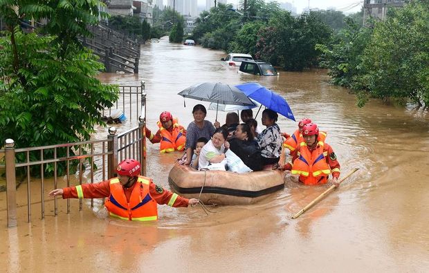 Çində təbii fəlakət nəticəsində ölənlərin sayı 25 nəfərə çatıb