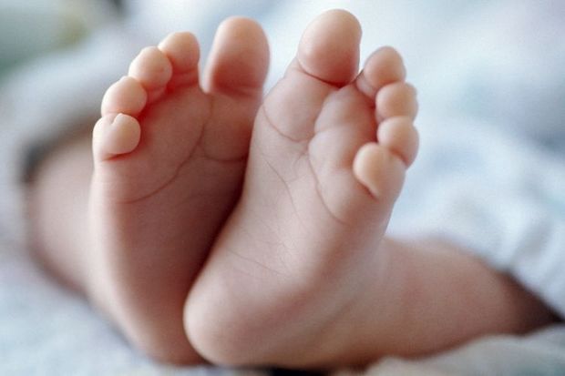 Azərbaycanda ana altı aylıq körpəsindən imtina etdi - FOTO