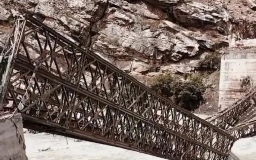 Hindistanda körpünün uçması nəticəsində 9 nəfər ölüb