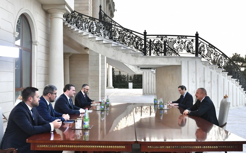 Prezident serbiyalı naziri qəbul edib