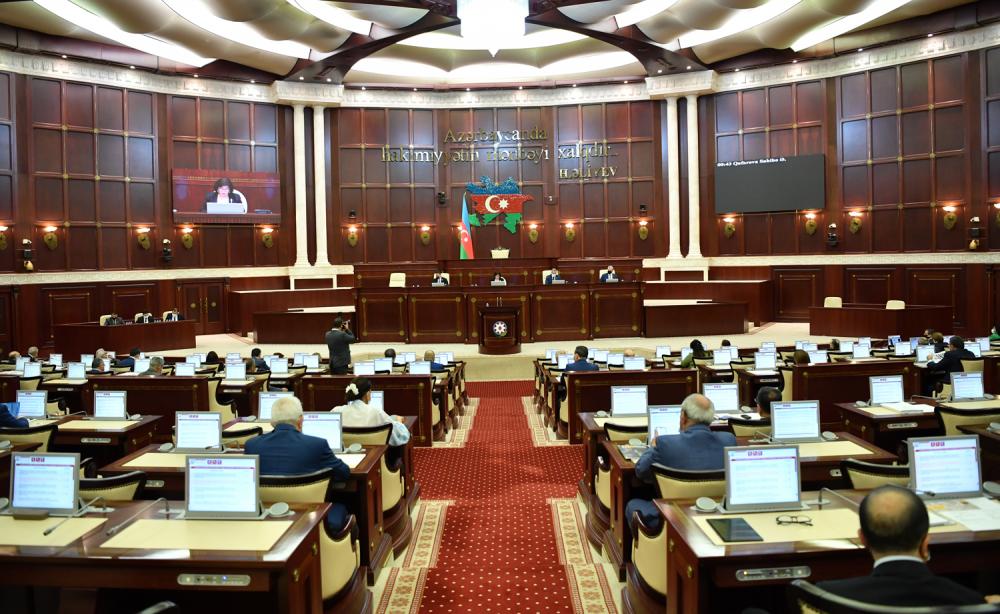 Milli Məclis deputat Eldəniz Səlimovun məsələsini müzakirə edəcək