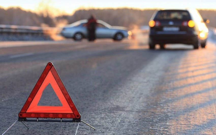 Yevlaxda yol qəzasında iki qardaş yaralanıb