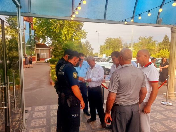 Samuxda toy qaydalarını pozanlar cərimələndi - FOTO