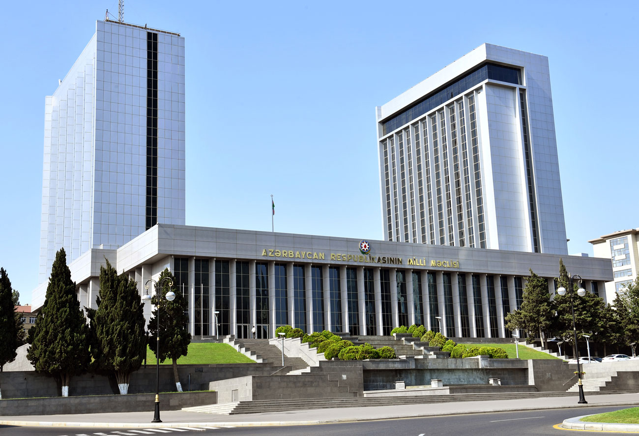 Sabah Milli Məclisdə deputat Eldəniz Səlimovun toxunulmazlığına xitam verilməsinə baxılacaq