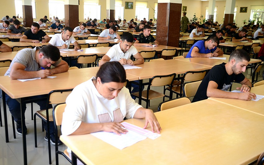 Müddətdən artıq həqiqi hərbi xidmətə qəbul üzrə imtahanlar keçirilir