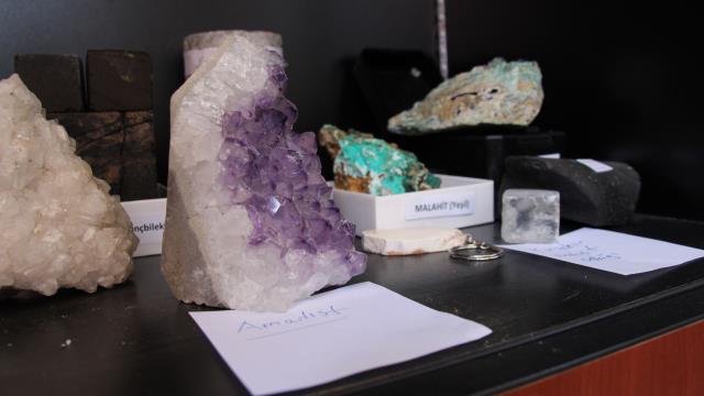 Yerdən 136 min dəfə daha qiymətli asteroid aşkarlandı