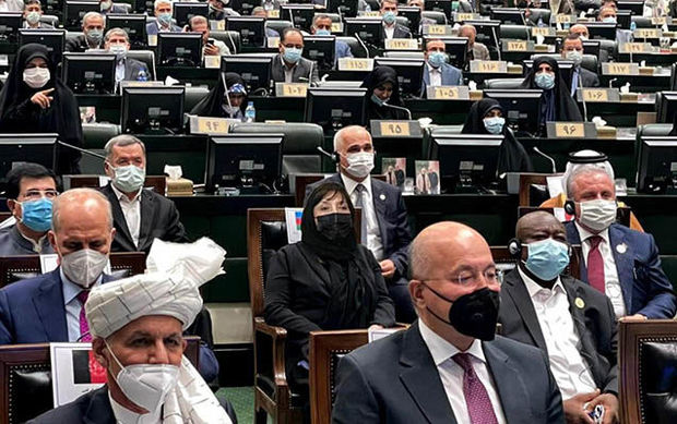 Sahibə Qafarova İran Prezidentinin andiçmə mərasimində iştirak etdi