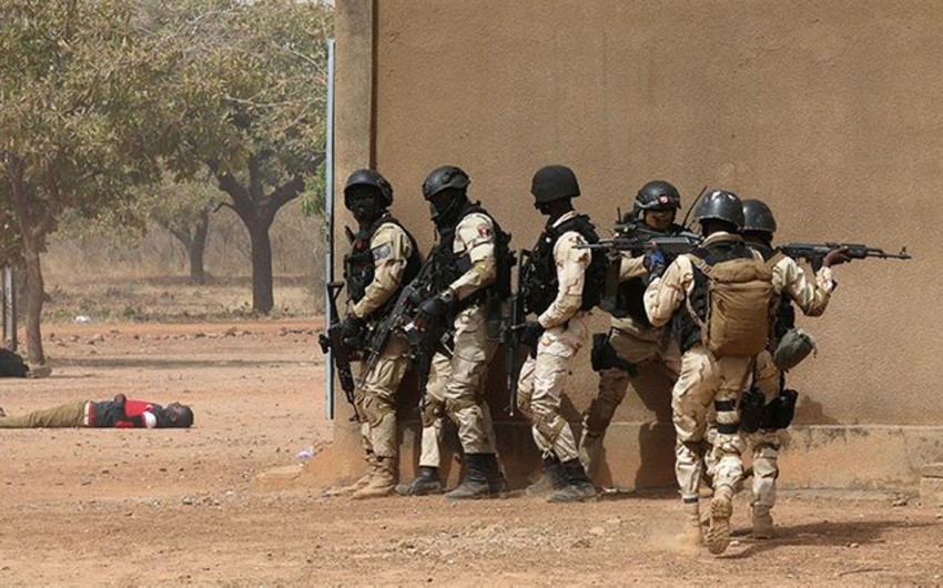 Burkina-Fasoda silahlılar 30 nəfəri öldürdü