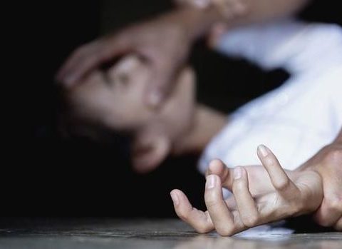 Bakıda dəhşət: Azyaşlı bacı və qardaş işgəncələrə məruz qaldı - RƏSMİ