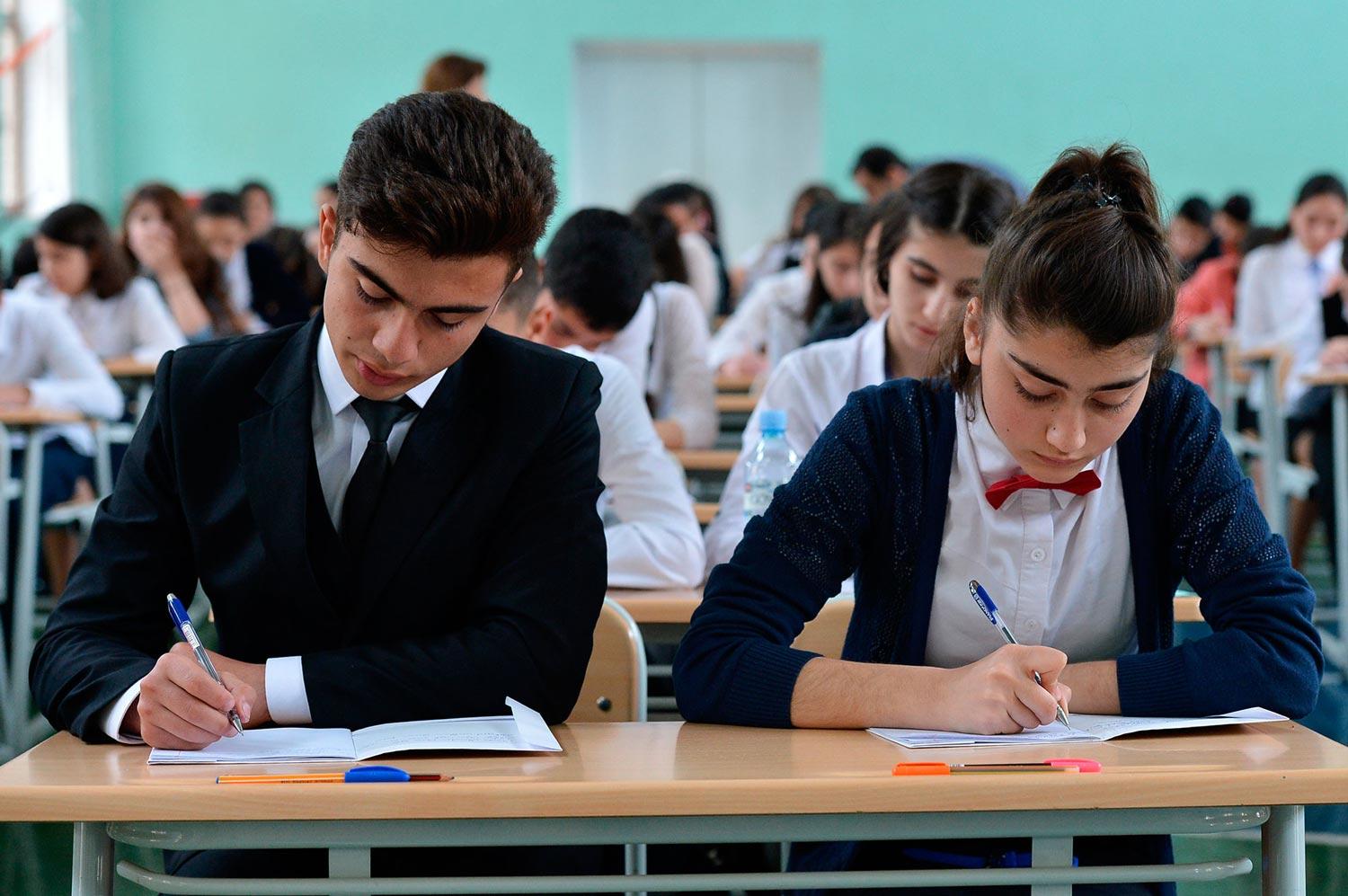 Təhsil Nazirliyi şagirdlərin X sinfə qəbulu ilə bağlı məlumat yayıb