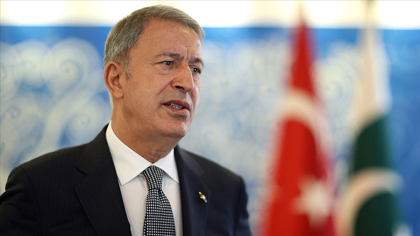 Hulusi Akar: “Aeroportun təhlükəsiz şəkildə açıq qalmasına çalışırıq”