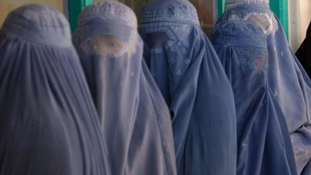 Əfqan qadınlar "Taliban"ın onların başına gətirdiyi müsibətlərdən danışdı