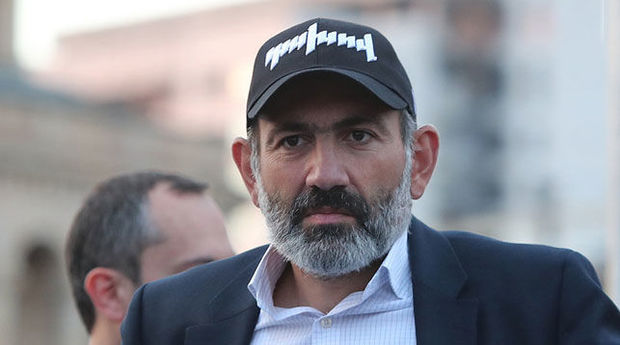 Paşinyan ailəsi ilə istirahətə gedir: Bu ölkəni seçdi