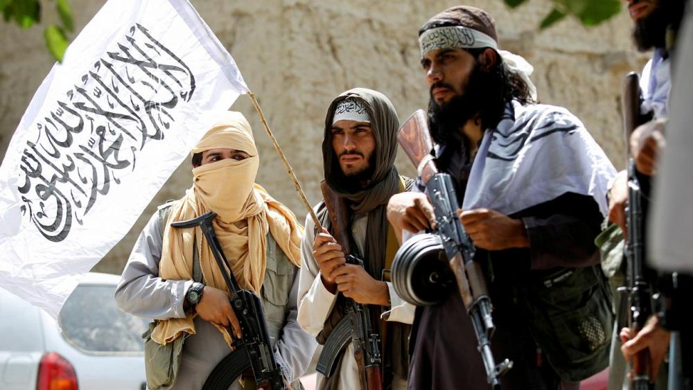 “Taliban” Kabil hava limanına girişi bloklayıb