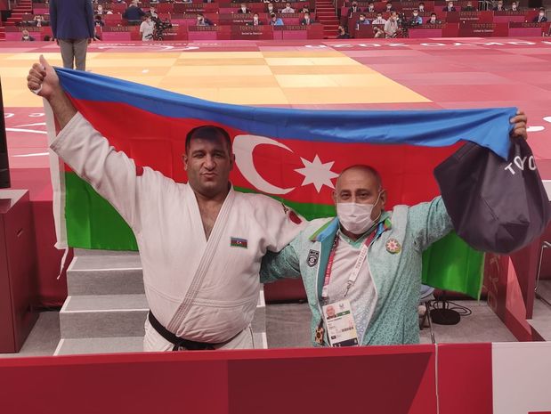 İlham Zəkiyev ölkəmizə 12-ci medalı qazandırdı