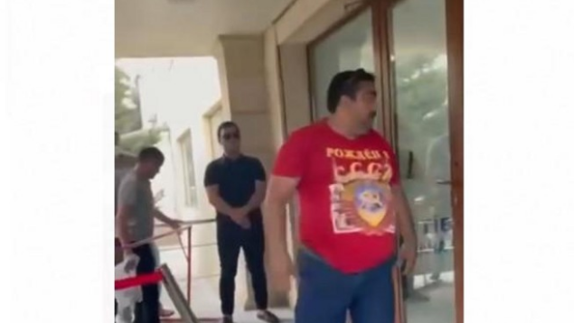 Bakıda poliklinikanın şüşəsinin sındırılması ilə bağlı cinayət işi başlanıldı