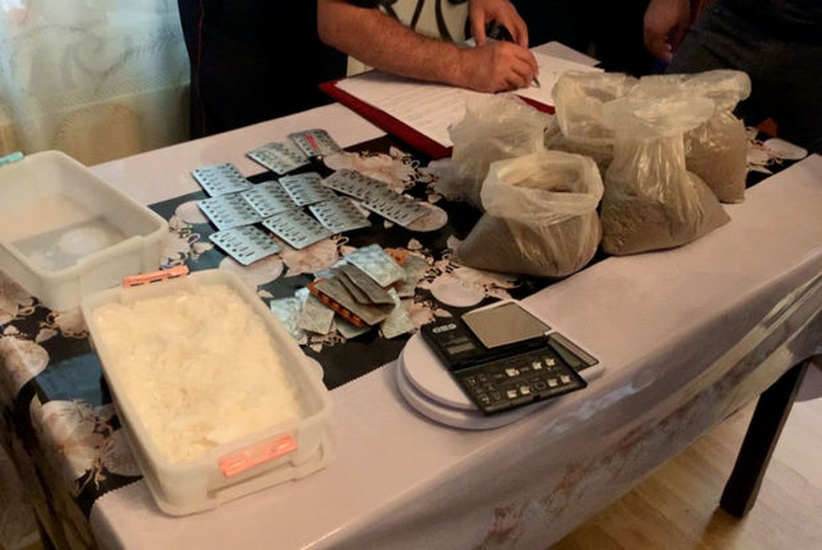“Bandotdel”dən əməliyyat: Narkotacir 10 kiloqram narkotiklə ələ keçdi - FOTO -VİDEO