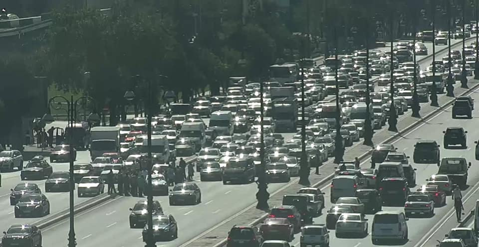 Bakıda yol qəzası sıxlığa səbəb olub - FOTO