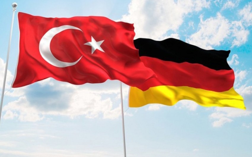 Türkiyə və Almaniya prezidentləri arasında telefon danışığı olub