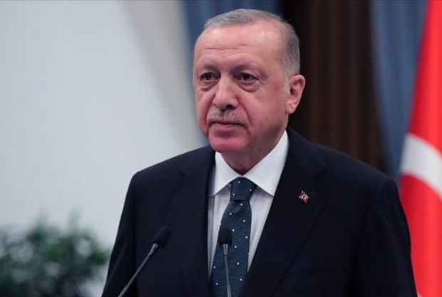 Ərdoğan Bakını işğalçılardan azad edən şəhidləri andı