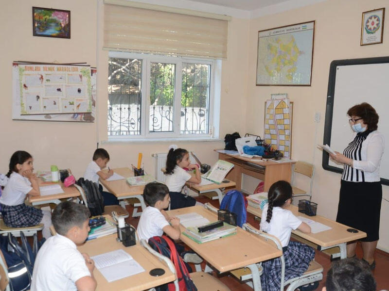 Məktəblərdə şənbə günləri əlavə dərslər salınsın – TƏKLİF