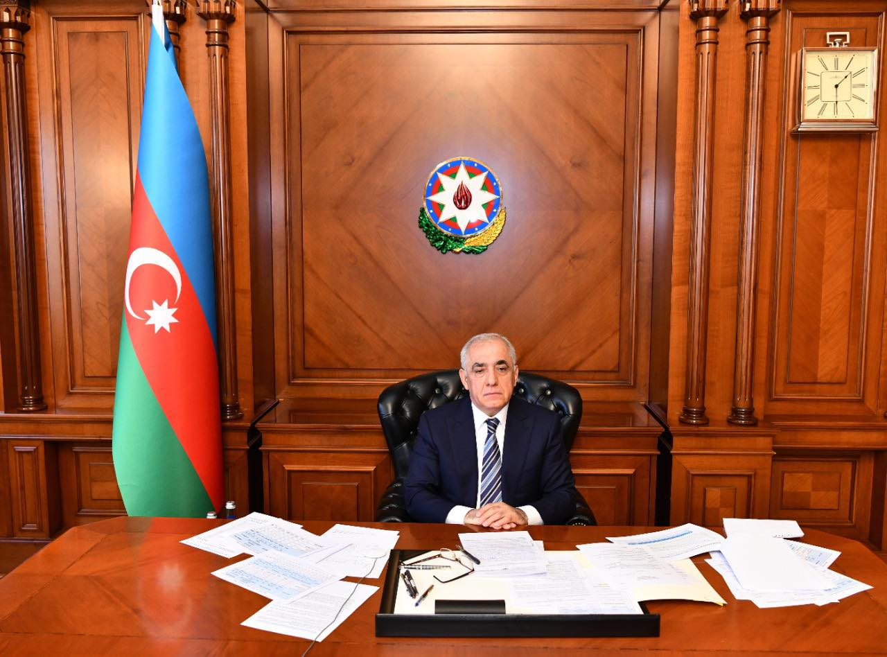 Baş nazir bu institutun adını dəyişdirdi