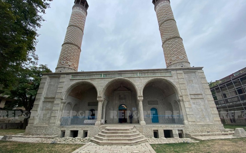 Yuxarı Gövhər Ağa məscidində şəhidlərin ruhuna dualar oxundu