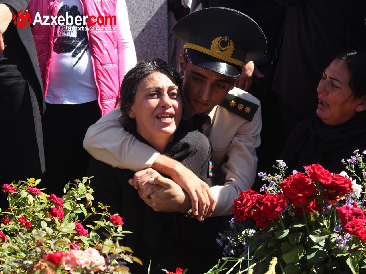 Anım günündə ll Fəxri Xiyabandan FOTOREPORTAJ