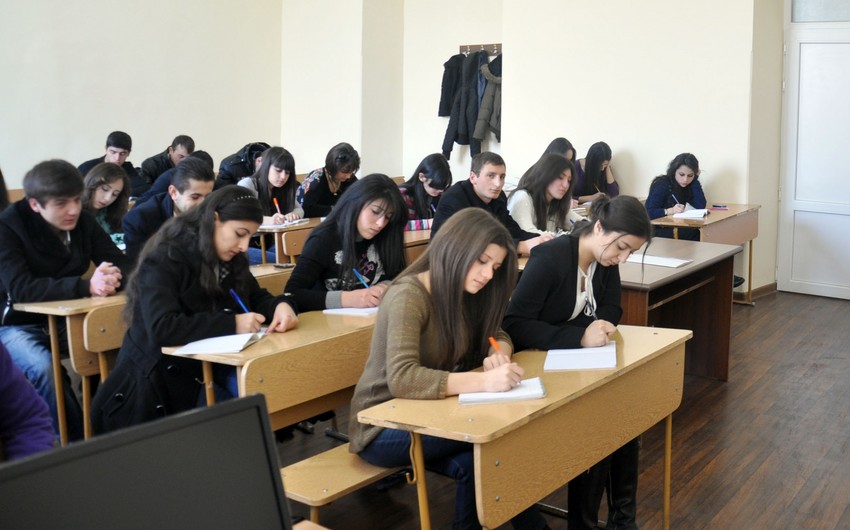 Gürcüstanda əyani tədris bərpa olundu