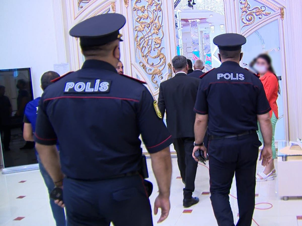 Azərbaycanda karantin qaydalarını pozan toy təşkilatçısı cərimələndi