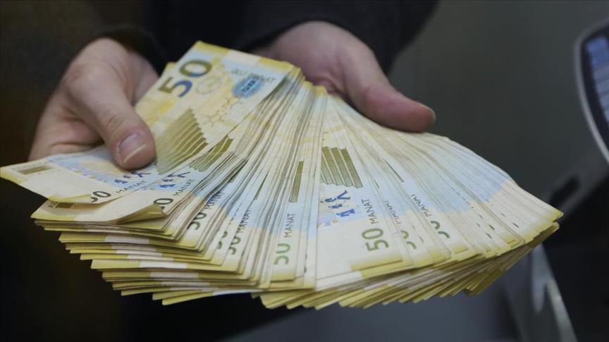 Bakıda 50 manat verməyən şagirdlər dərsə buraxılmadı - araşdırma başladı