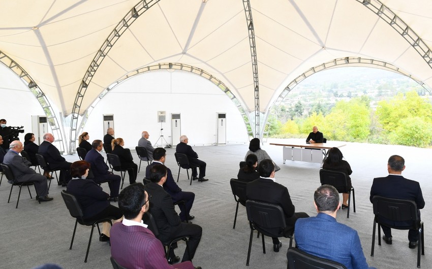 İlham Əliyev azərbaycanlı və xarici investorlara çağırış etdi