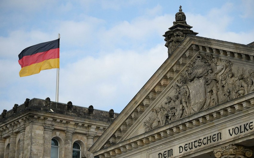 Yeni çağırış Bundestaqın ilk iclası oktyabrın sonlarında keçiriləcək