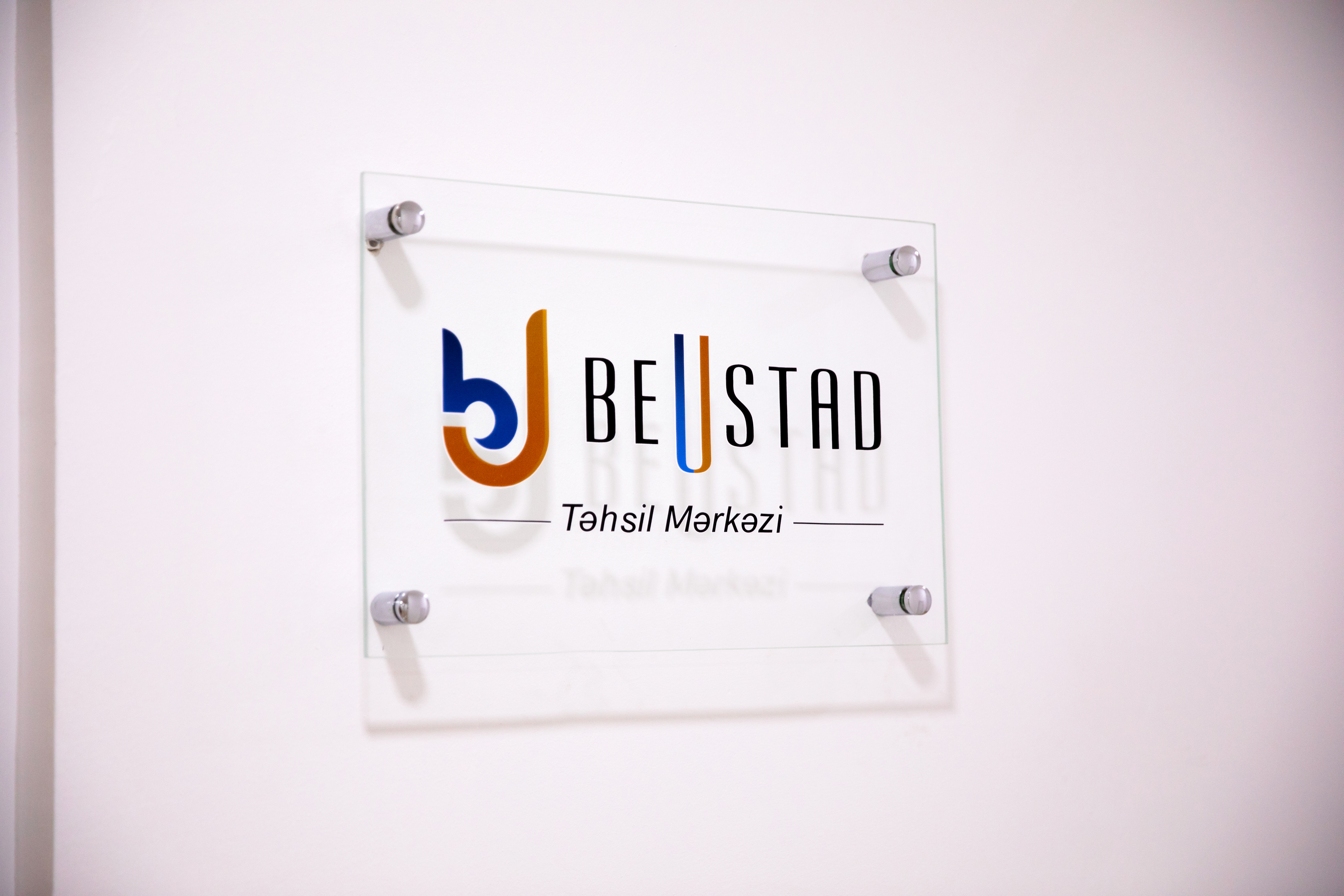 “BeUstad” Təhsil Mərkəzi işinin ustadı olmaq üçün şans yaradır - FOTOLAR