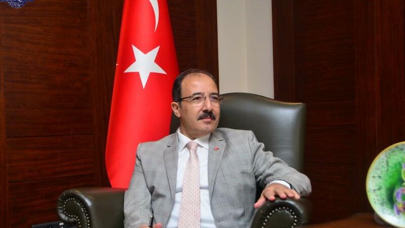 Türkiyə səfiri Azərbaycanın Müstəqillik Gününü Şəhriyarın şeiri ilə təbrik etdi