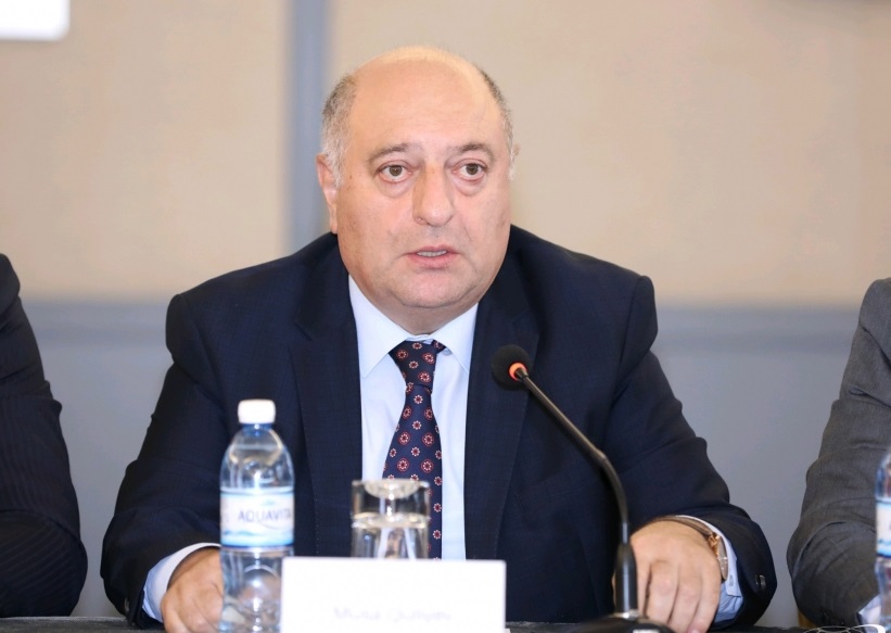 "Kişilər ev işləri görən xanımlarına pul ödəməlidir" - Deputat