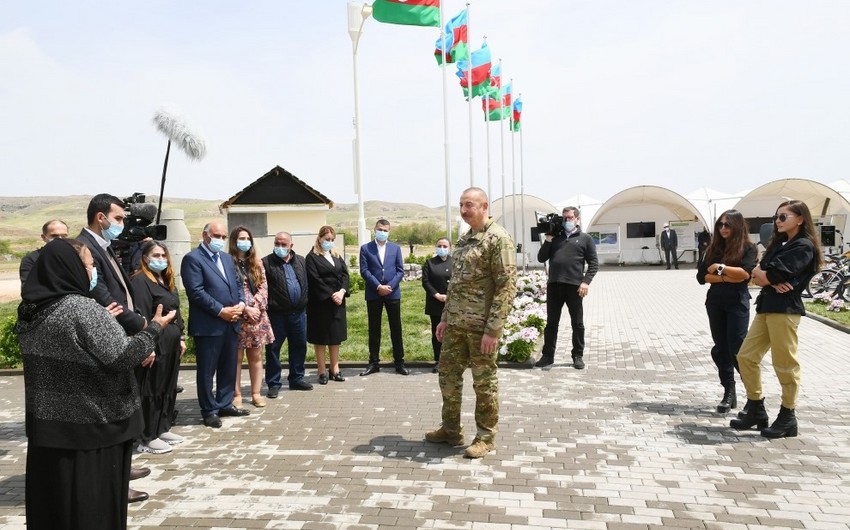 Prezident Zəngilanın Ağalı kəndində həyata keçirilən işlərlə tanış oldu