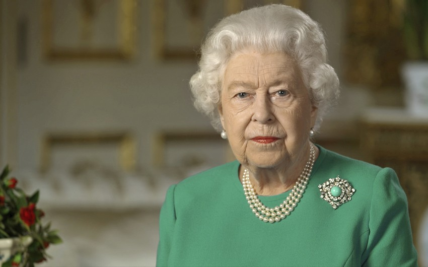 Britaniya Kraliçası II Elizabet Azərbaycanı təbrik etdi