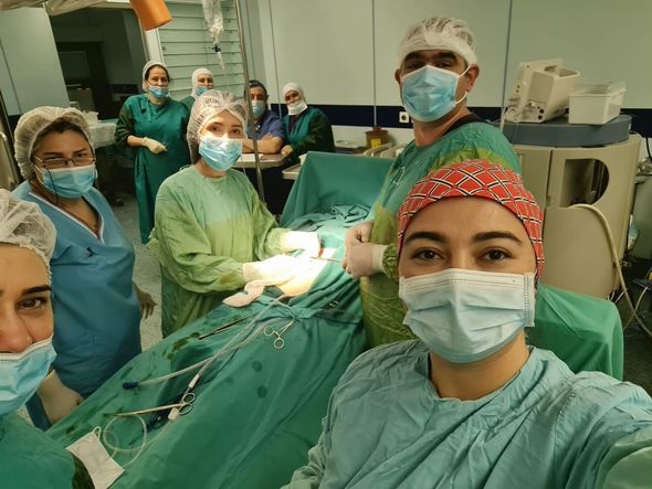 Bakıda 18 yaşlı qızın mədəsindən iki kiloqram “daş” çıxarıldı - FOTO