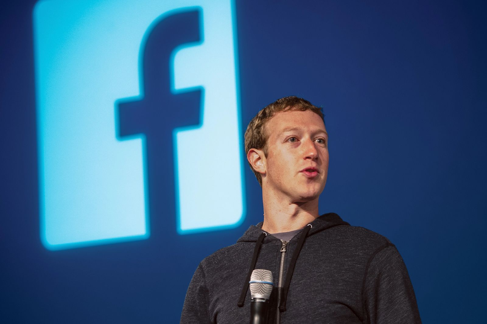 "Ad dəyişikliyinin "facebook" sosial şəbəkəsinə aidiyyatı yoxdur"