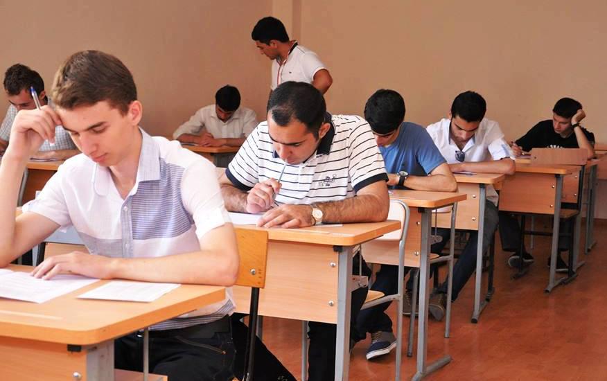 Tələbələri ən çox narahat edən təhsil haqları və yataqxana problemidir - Çıxış yolu nədir?